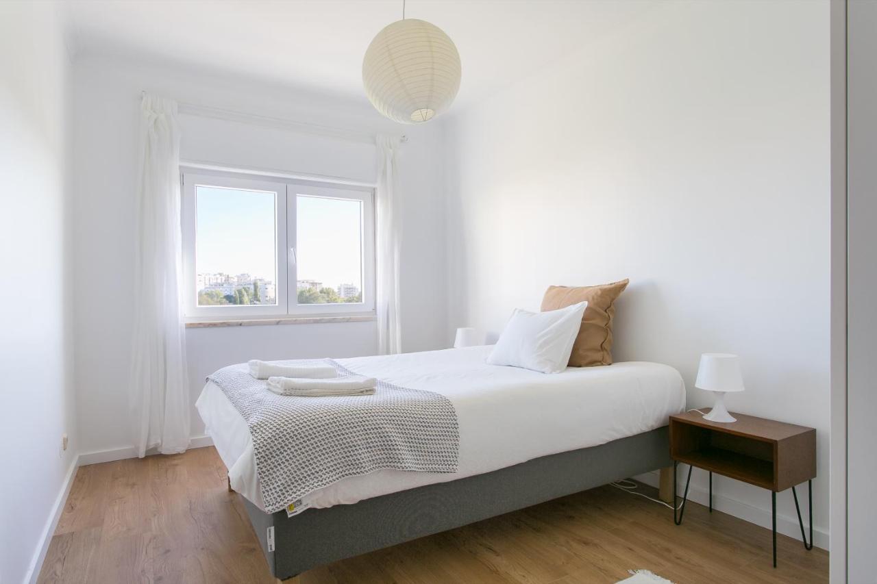 Apartamento Central Setubal Sossegado E Com Luz Ngoại thất bức ảnh