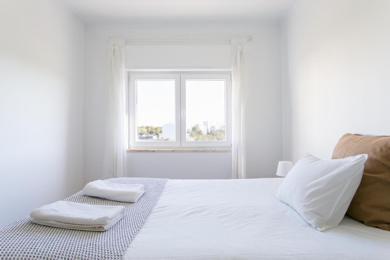 Apartamento Central Setubal Sossegado E Com Luz Ngoại thất bức ảnh