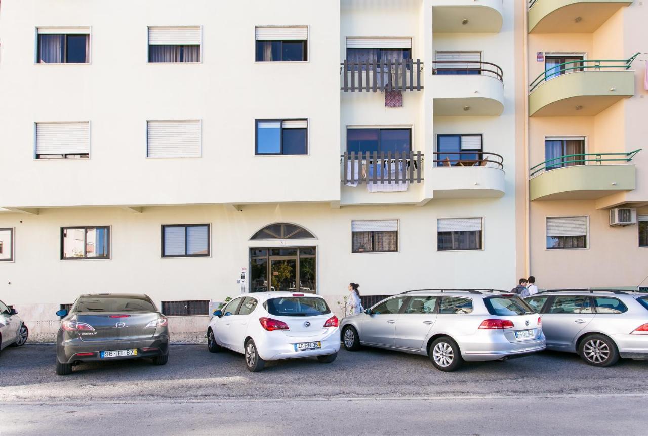 Apartamento Central Setubal Sossegado E Com Luz Ngoại thất bức ảnh
